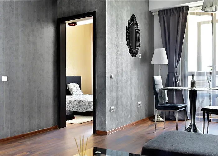 Palace Central Suites